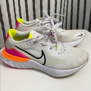 Nike tennis shoes